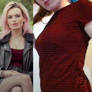 Red Velvet Striped Top ASO Sex Education